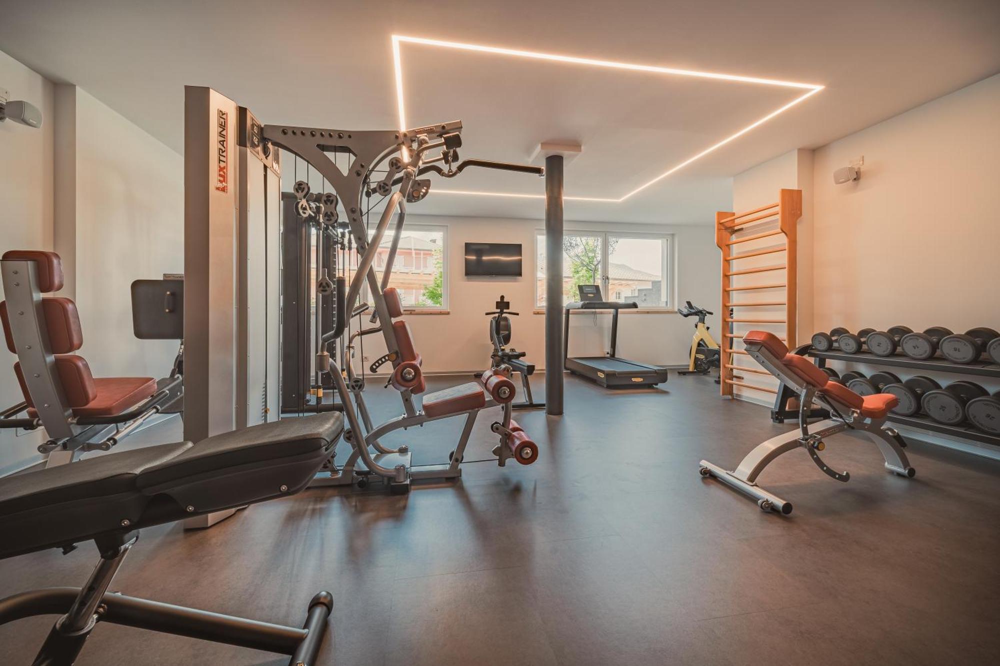 Cristallo Sport & Wellness Hotel เลวิโกแตร์เม ภายนอก รูปภาพ