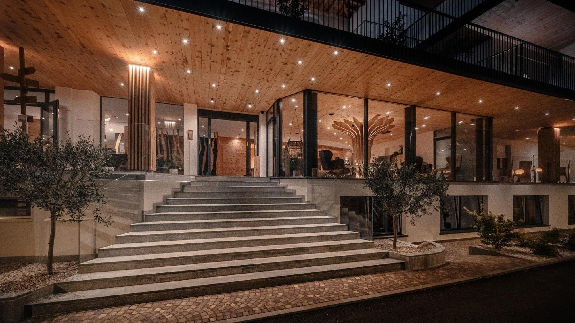 Cristallo Sport & Wellness Hotel เลวิโกแตร์เม ภายนอก รูปภาพ