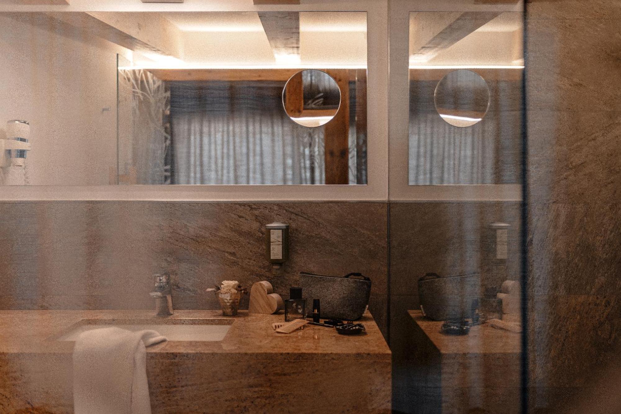 Cristallo Sport & Wellness Hotel เลวิโกแตร์เม ห้อง รูปภาพ